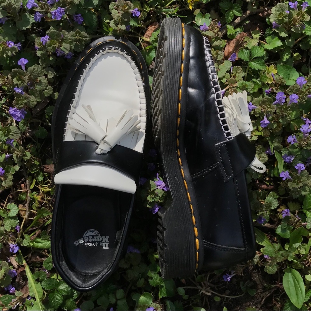 ✨DR MARTEN Women’s Shoes✨